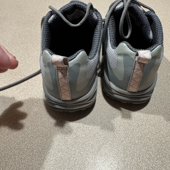 New Merrell All purpose Sneaker size 6.5 - Picture 4 of 4